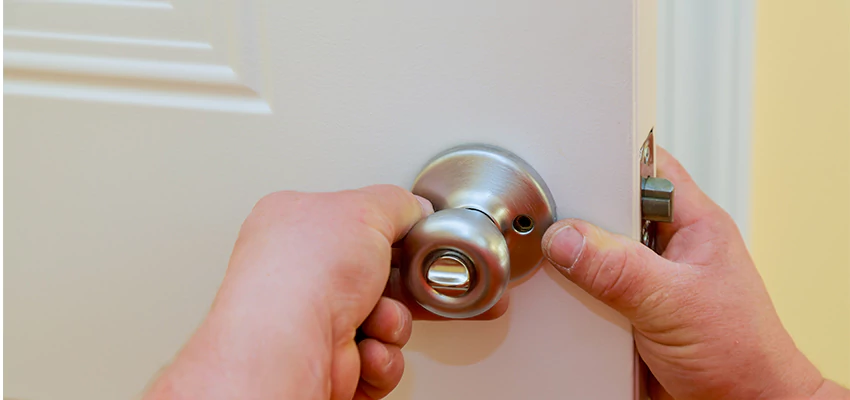 After-hours Locksmith For Lock And Key Installation in Jacksonville, FL